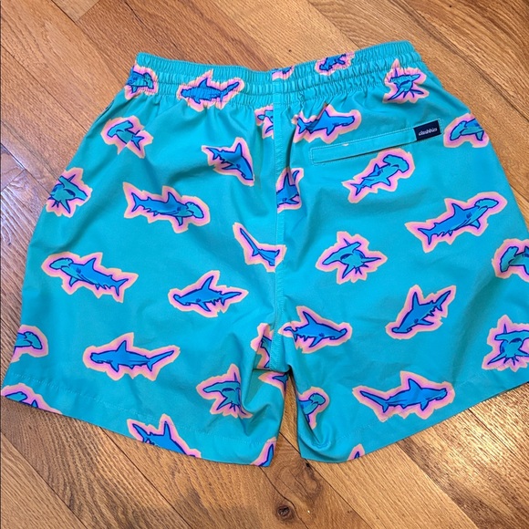 • Chubbies • - Picture 5 of 6